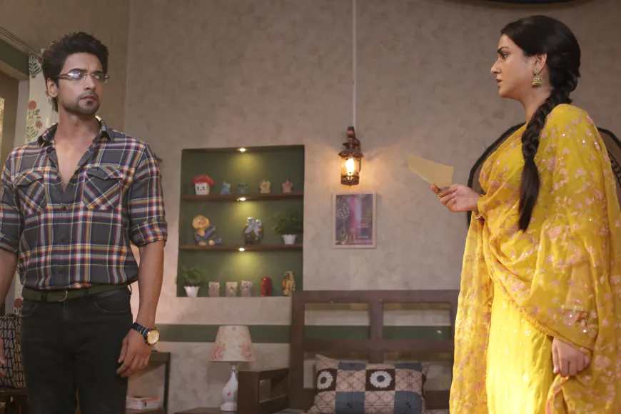 New Twist in Ravi Dubey and Sargun Mehta's Badall Pe Paon Hai: Baani Discovers Rajat's Hidden Past